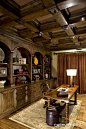 2013美式风格最新家庭书房实木吊顶书柜装修效果图