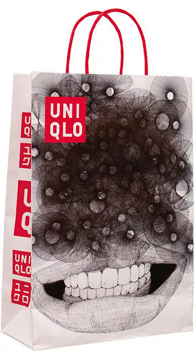 优衣库UNIQLO时尚个性的手提袋设计