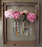 [立体装饰画] 旧木画框+2个小瓶子，几朵鲜花如画