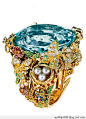 Dior 高级珠宝 18K 金镶58.04 克拉海蓝宝石戒指