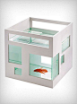 酒店型鱼缸。立方体的玻璃构造外包裹ABS塑料外壳，多个鱼缸可以重叠放置，一个真正的酒店效果 ♥+加意