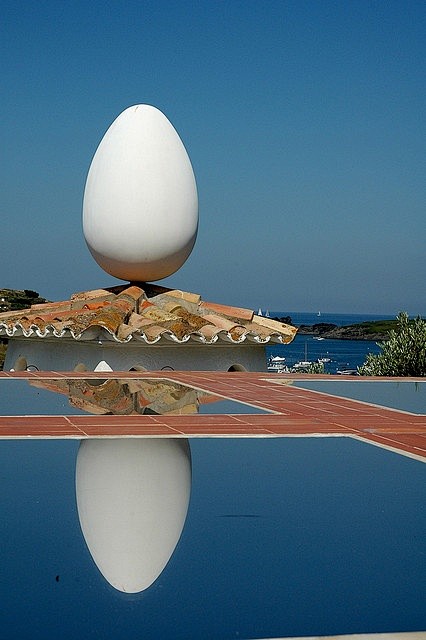 Dali House in Portll...