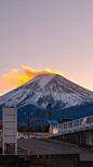 谁能凭爱意要富士山私有 ​​​​