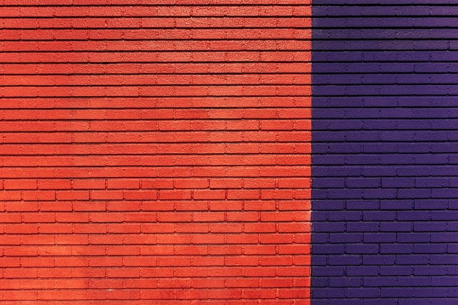 red, blue, bricks