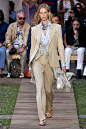 Etro Spring 2020 Ready-to-Wear Fashion Show : The complete Etro Spring 2020 Ready-to-Wear fashion show now on Vogue Runway.