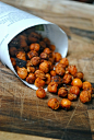 Spicy baked chickpeas…easy low-fat, high-protein snack. #赏味期限#