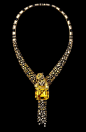 象征豹 - 高级珠宝项链黄金，86.85克拉祖母绿切割黄色绿柱石，黄色钻石，棕色钻石，祖母绿眼睛，缟玛瑙，brilliants