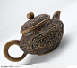传统茶艺 雕刻精美的紫砂壶