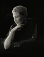 So It Goes Magazine F/W 2017 - "The Inimitable Cate"

Photography: Julia Hetta
Model: Cate Blanchett
Styling: Liz McClean & Elizabeth Stewart
Hair: Robert Vetica
Make-Up: Jeanine Lobell...展开全文c 
