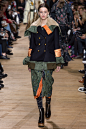 Sacai Fall 2017 Ready-to-Wear Fashion Show : See the complete Sacai Fall 2017 Ready-to-Wear collection.