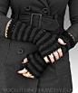 -fingerless gloves@北坤人素材