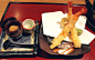 在日本吃日本料理算不上什么特别，但日本也有很多私家菜餐厅。这家叫做【安吉】的日式餐厅经过祖孙3代之手，由一家小小的店铺发展成为了今天某酒店的招牌餐厅。