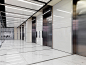 电梯,办公大楼,门口,门,走廊_25996925c_Elevators in spacious modern office_创意图片_Getty Images China