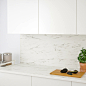 宜家LYSEKIL 莱西克 挡水板 204.644.33 - IKEA : 宜家 - LYSEKIL 莱西克,挡水板,双面设计 白色大理石纹/黑色/白色 镶嵌图案,该挡水板可使用 LYSEKIL 莱西克 铝架安装，也可以直接粘在墙面上。防止弄脏墙壁且易于清洗。耐热，防水，不沾油脂和灰尘，可以挂在厨房台面和炉子（瓦斯炉除外）后面的墙壁上。25年品质保证，详见质保手册。