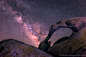 F Fazal在 500px 上的照片Milky way over Alabama Hills