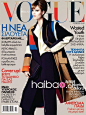 模特Maxime Van Der Heijden拼色大衣Look登《Vogue》杂志希腊版2012年10月刊封面，摄影师Kostas Avgoulis掌镜！@北坤人素材