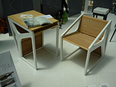 DramaTea采集到家具—桌/椅/几/凳/沙发