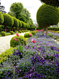Le jardin de l’orangerie du parc de Sceaux (Hauts-de-Seine) http://www.pariscotejardin.fr/2012/04/le-jardin-de-lorangerie-du-parc-de-sceaux-hauts-de-seine/: 