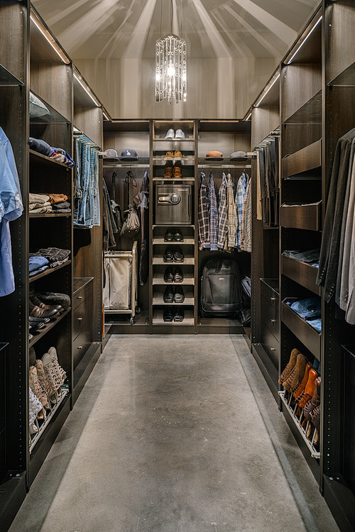 contemporary-closet#...