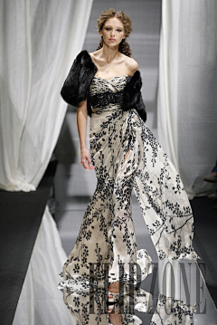 surired采集到ZUHAIR MURAD