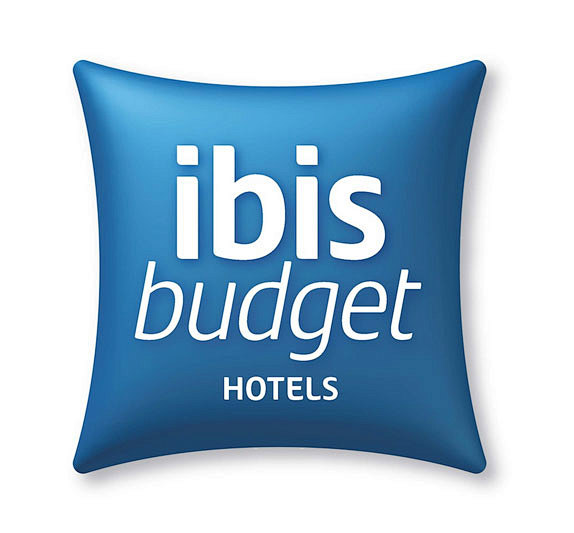 ibis budget logo 枕头里...