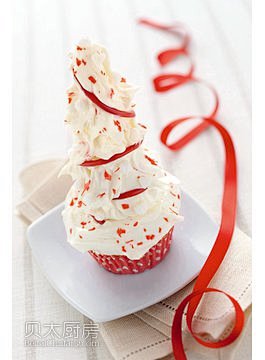 [白雪圣诞树杯子蛋糕]来自贝太厨房网页版...
