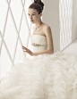 Aire Barcelona Bridal Gown Style - Blanca
