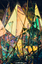 【国外设计精品欣赏】#婚礼秀# 为纪念日本国宝级诗人，童话作家宫泽贤治诞生120周年举办的玻璃装置花灯展《童话世界》。#miss玉的婚礼世界# @微博婚庆服务