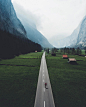 Jannik Obenhoff 在 Instagram 上发布：“Cruising down Lauterbrunn valley” : 45.8K 次赞、 443 条评论 - Jannik Obenhoff (@jannikobenhoff) 在 Instagram 发布：“Cruising down Lauterbrunn valley”