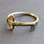 " key" ring-m