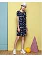 NAERSI/娜尔思年新款夏装女圆领短袖趣味印花直筒显瘦连衣裙