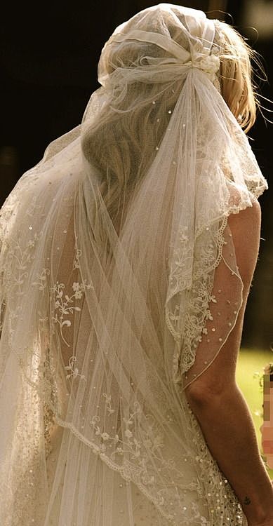 lovely veil...