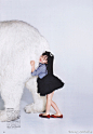 芦田爱菜《VOGUE ANGELS》封面照 芦田爱菜年龄虽小，可名气却不小。也是日本史上首位登上《VOGUE》杂志封面的儿童演员。