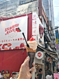 一家关于草莓的点心店日本|大阪|心斋桥 店铺名字：Strawberry mania : 一家关于草莓的点心店日本|大阪|心斋桥 店铺名字：Strawberry mania 五星推荐 无意经过一家点心店店，看到门口好多人在排队，整个店铺都是草莓主题设计，在一群店