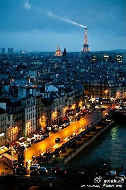 巴黎之夜。生命只有一次。做自己喜欢做的事...