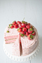 strawberry banana milkshake cake...