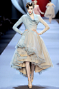 Galliano’s salute to René Gruau, made for Dior  迪奥还是以前的美