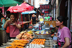 Liulai1101采集到小吃美食街之劈柴院