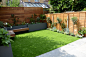 small-garden-design-fake-grass-low-mainteance-contempoary-design-sleek-fun-london-designer-wandsworth-putney-richmond-sheen-chiswick