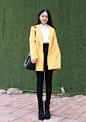 秋冬呢外套超级实用，暖暖的黄色很衬肤色，穿上文艺感十足~