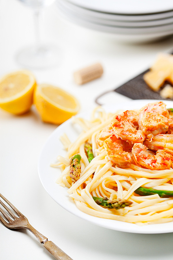 FOOD: Shrimp Linguin...