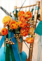 【异域风情婚礼】蓝绿色，绿色，橙色，和金色，这些颜色碰撞在一起，强烈的色彩差带来神秘感，来看看打造的异域风情的婚礼灵感秀。http://t.cn/zTUfDKP