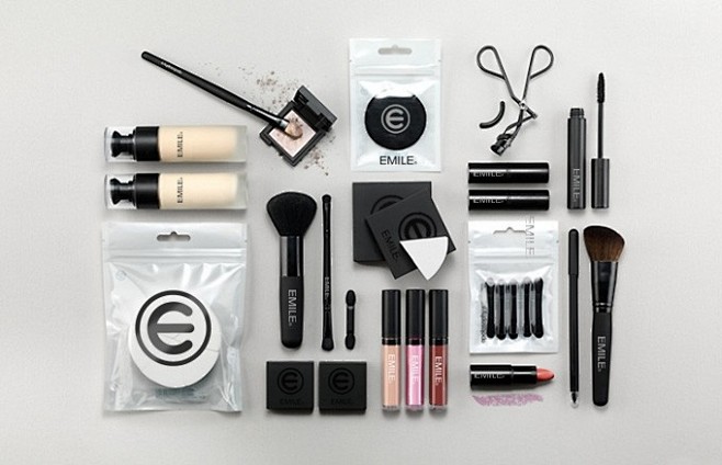 EMILE 化妆品商标设计 - 字体设计...