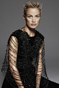 juliet-jernigan-designed-the-sleek-set-for-this-story-featuring-carolyn-murphy-for-porter-photography-by-paola-kudacki1