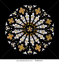 玫瑰窗（the rose window） 也称玫瑰花窗，为哥特式建筑的特色之一，指中世纪教堂正门上方的大圆形窗，内呈放射状，镶嵌着美丽的彩绘玻璃，因为玫瑰花形而得名。