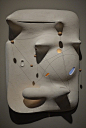 日裔美国人野口勇 (Isamu Noguchi) 是20世纪最著名也最具批判性的学院派雕塑家之一,是最早尝试将雕塑和景观设计结合的人。