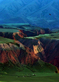 新疆，努尔加大峡谷。