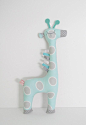Peluche doudou Girafe ton bleu turquoise gris et blanc à motifs et pois par Rang'TaChambre : Jeux, peluches, doudous par rang-ta-chambre