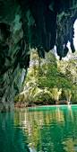 Puerto Princesa underground river near Sabang in St. Paul's Mediterranian National Park, Philippines • photo: Rita Willaert on Flickr