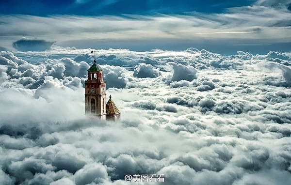 坎帕尼亚，云端的钟塔。